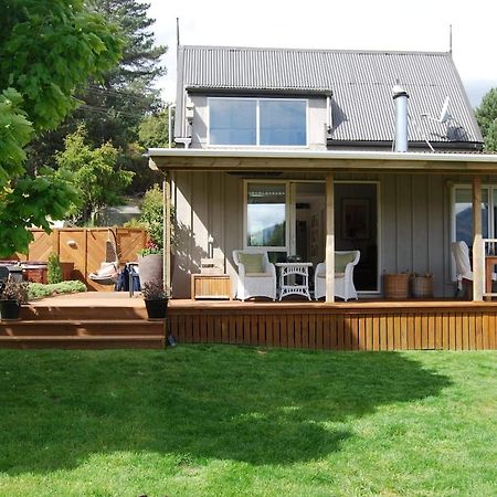 Private Cottage With Spa And Amazing Lake Views Closeburn Buitenkant foto