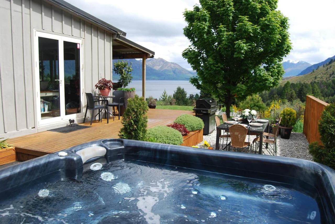 Private Cottage With Spa And Amazing Lake Views Closeburn Buitenkant foto