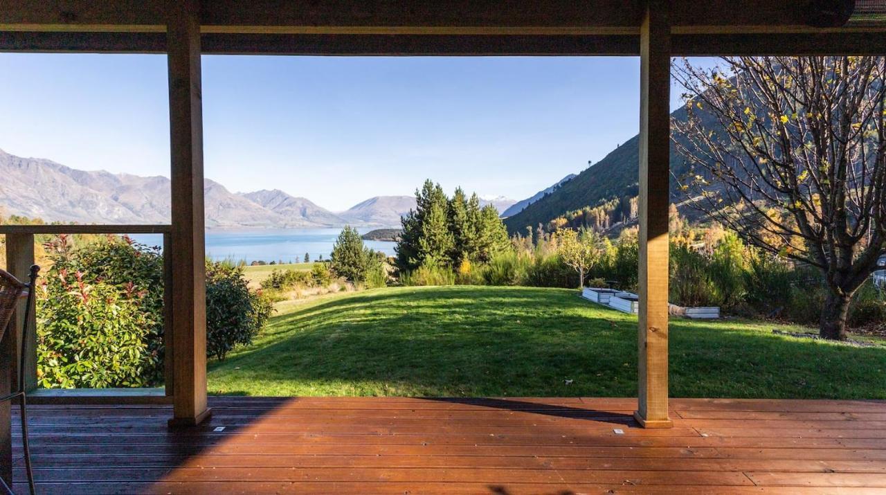 Private Cottage With Spa And Amazing Lake Views Closeburn Buitenkant foto